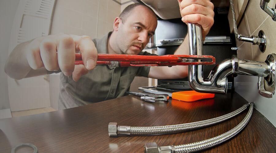 Expert burst pipe repair services in Lillie, LA
